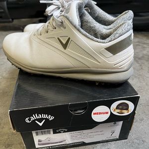 Womens Callaway golf shoes size 7